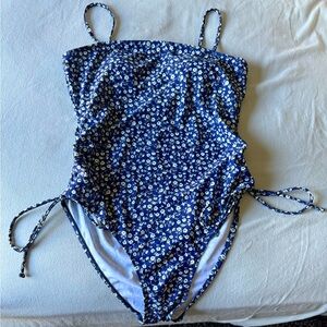 Zaful Women’s One Piece Bathing Suit